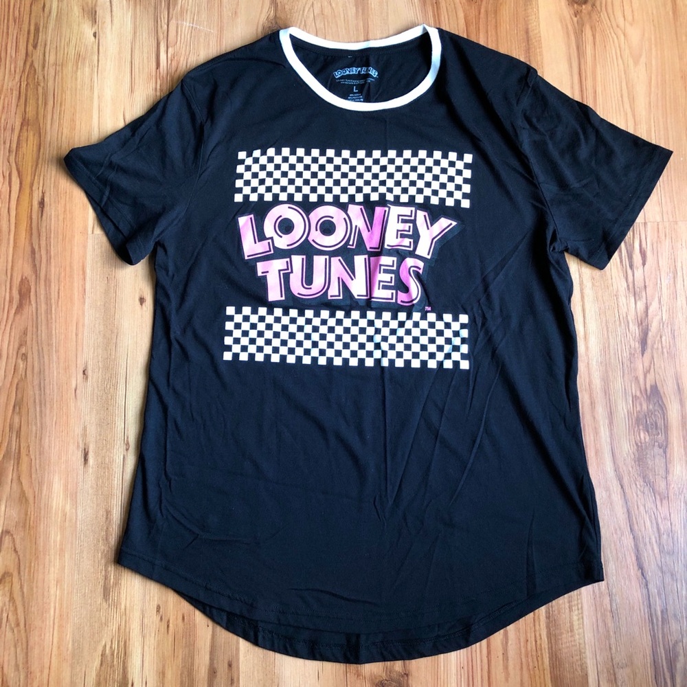 NEW LOONEY TUNES Tee Short Sleeve Black Large Women’s NWOT